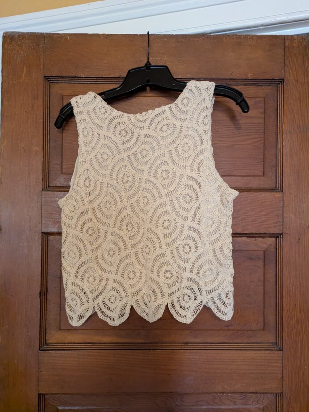 Mango Crochet Button Up Tank with Scalloped Hem - Picture 5 of 5